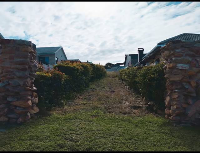 1,104M² VACANT LAND FOR SALE IN DANA BAY